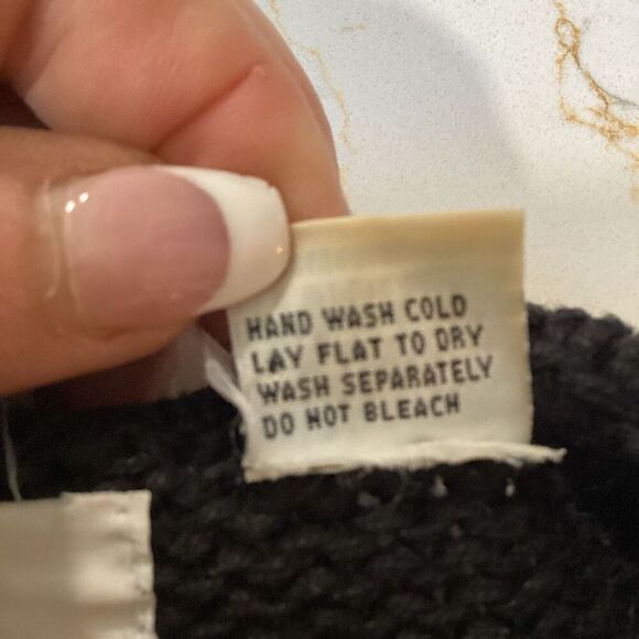 Sharon Young Sportswear Holiday Vest Sz M Mary Jesus Manger Scene Embroidered - Picture 8 of 8